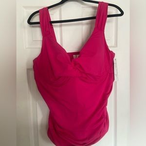 NWT Anne Cole Plus Size Twist Front Underwire Tankini Swim Top. Size 20W